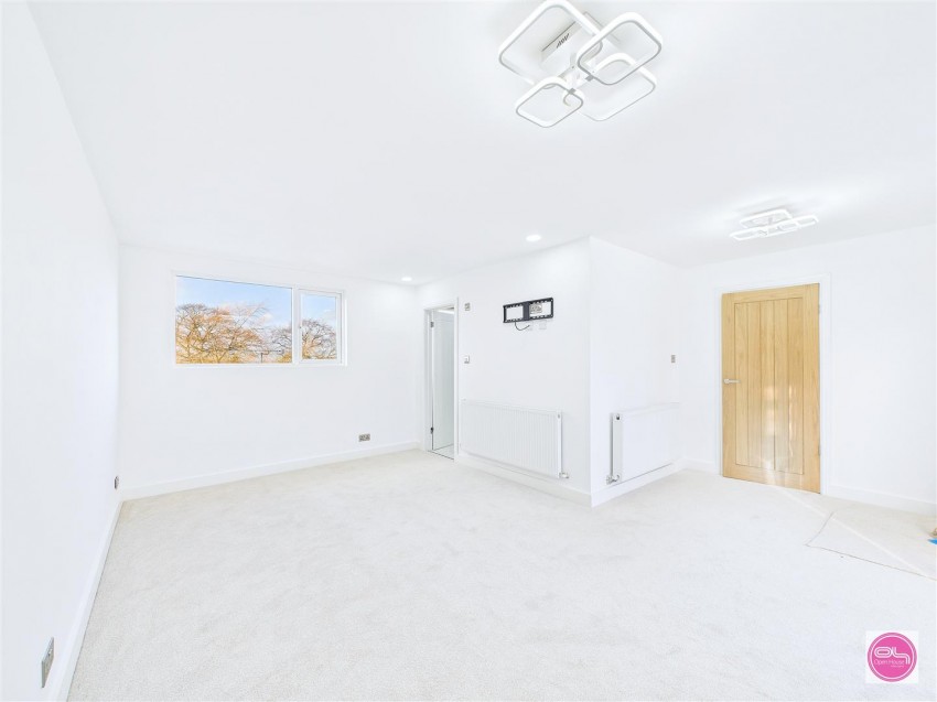 Images for Moat Bank, Bretby, Burton-On-Trent