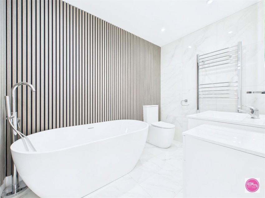 Images for Moat Bank, Bretby, Burton-On-Trent