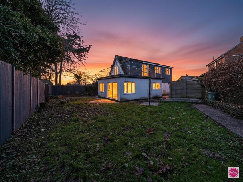 Images for Moat Bank, Bretby, Burton-On-Trent