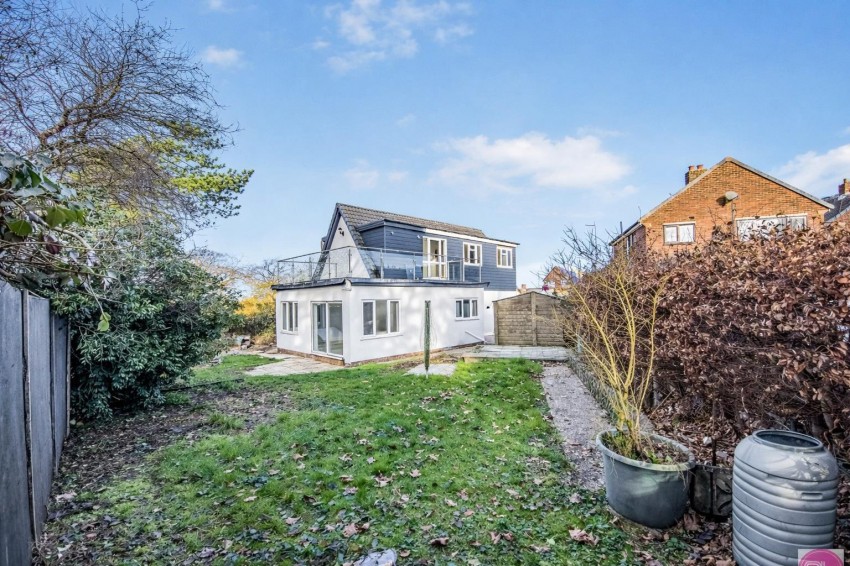 Images for Moat Bank, Bretby, Burton-On-Trent