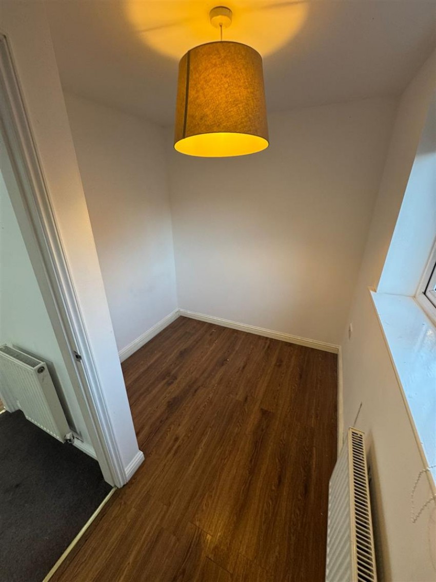 Images for Sandering Drive, Manchester