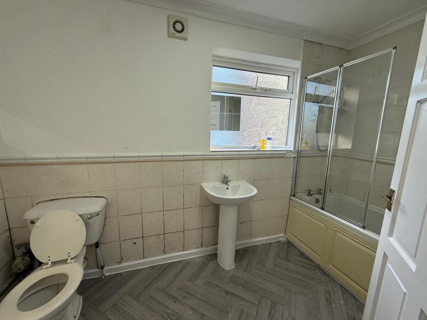 Images for Cross Street, Atherton, Manchester