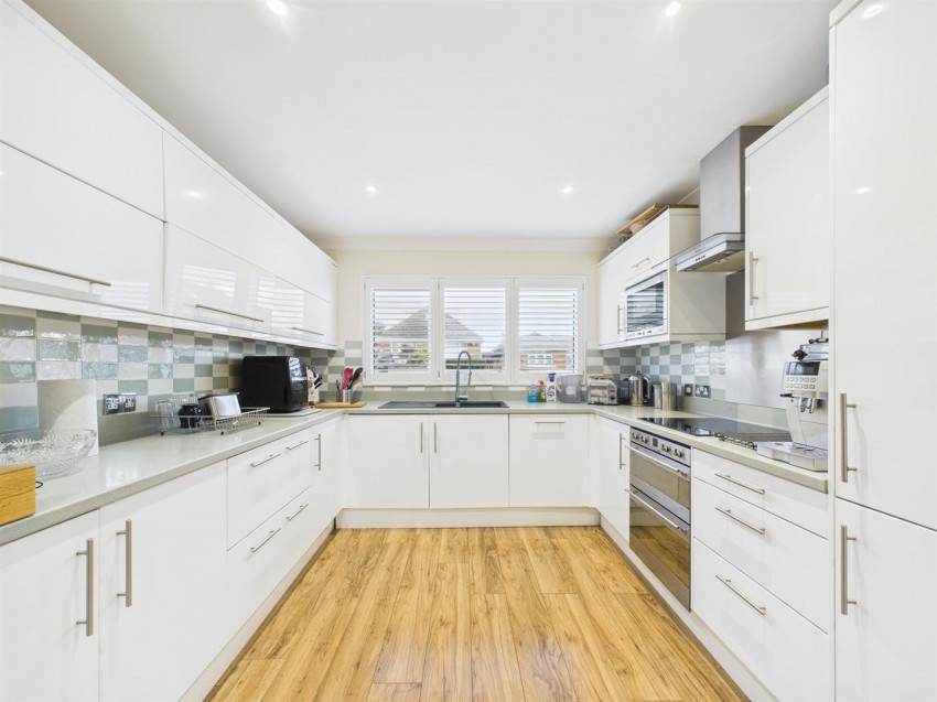 Images for Dorothy Avenue, Peacehaven