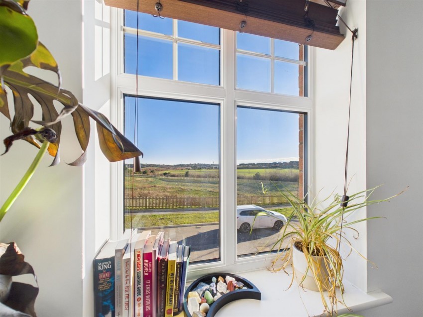 Images for Nuthatch Lane, Peacehaven