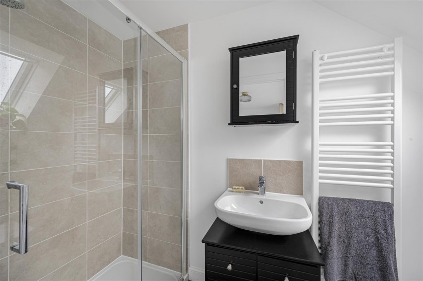 Images for Nuthatch Lane, Peacehaven