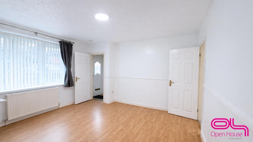 Images for Cedar Grove, Denton, Manchester