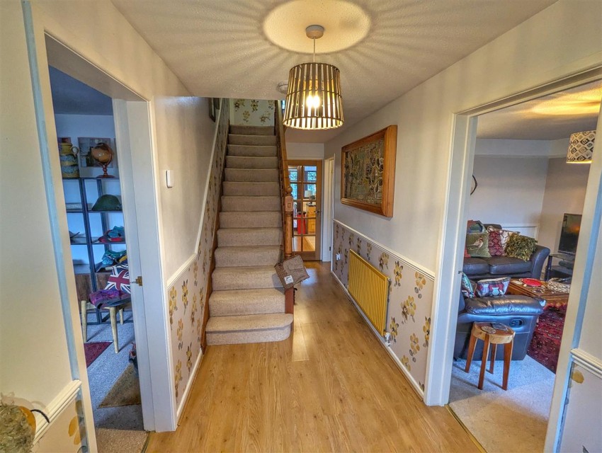 Images for Walnut Drive, Whitchurch