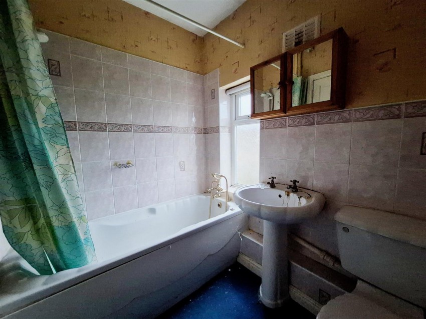 Images for New Hey Road, Wirral