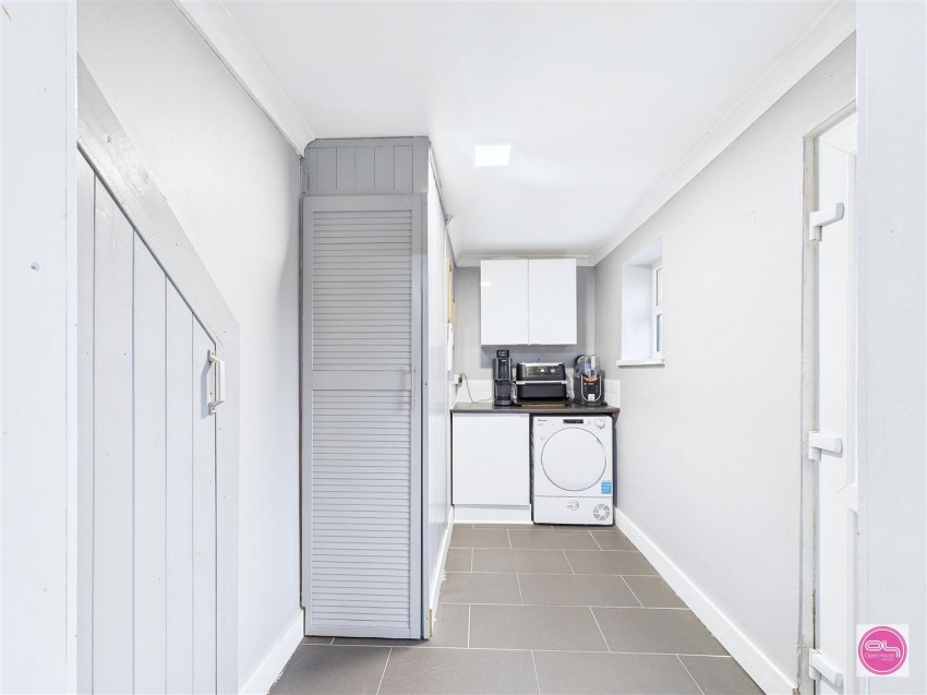 Images for Manor Crescent, Burton-On-Trent