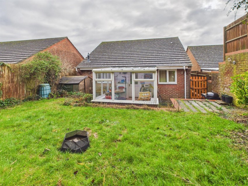 Images for Maple Leaf Close, Newhaven