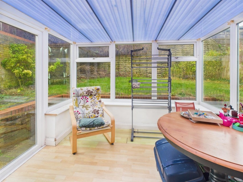 Images for Maple Leaf Close, Newhaven