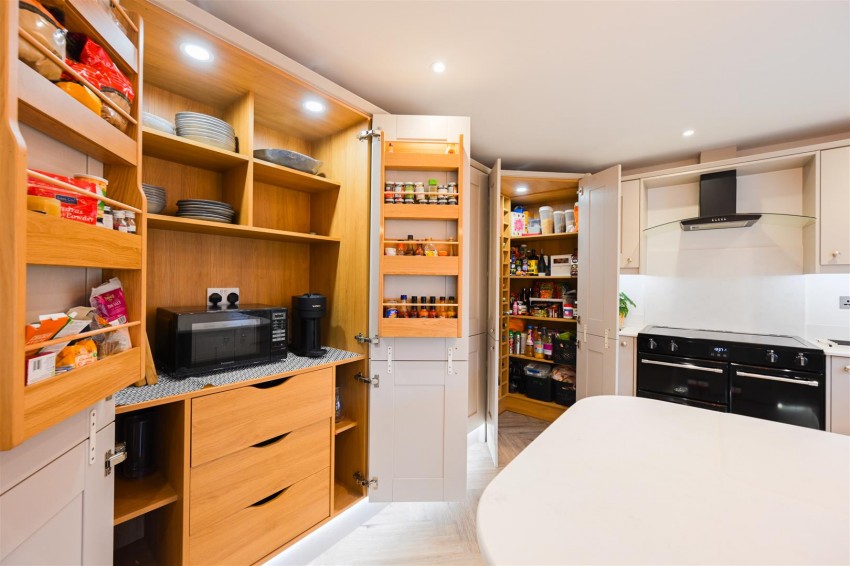 Images for Westminster Drive, Church Gresley, Swadlincote