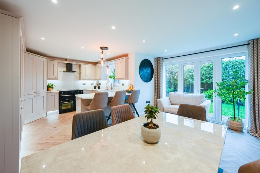 Images for Westminster Drive, Church Gresley, Swadlincote