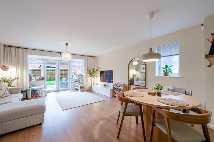 Images for Stirling Road, Midway