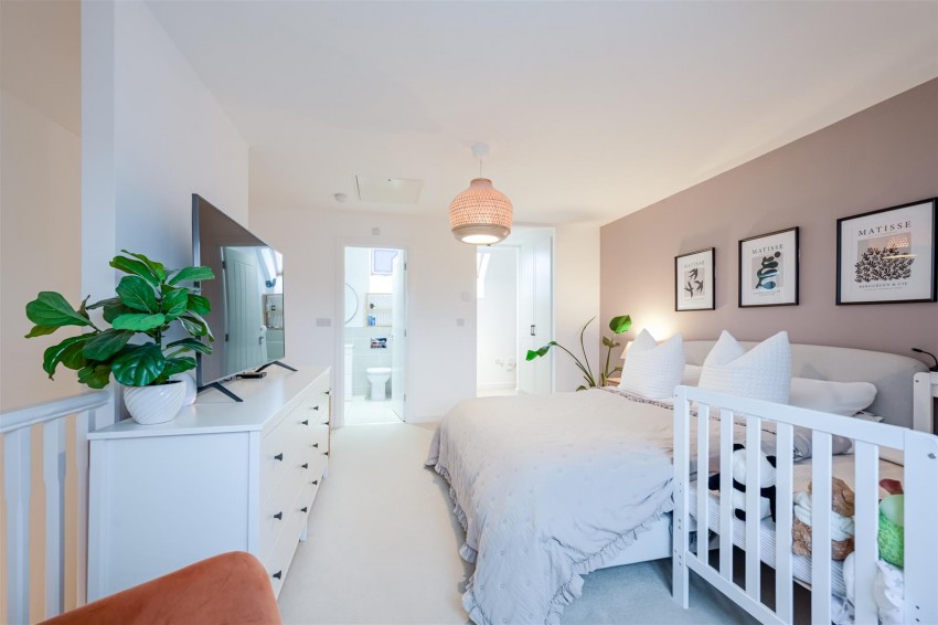 Images for Stirling Road, Midway