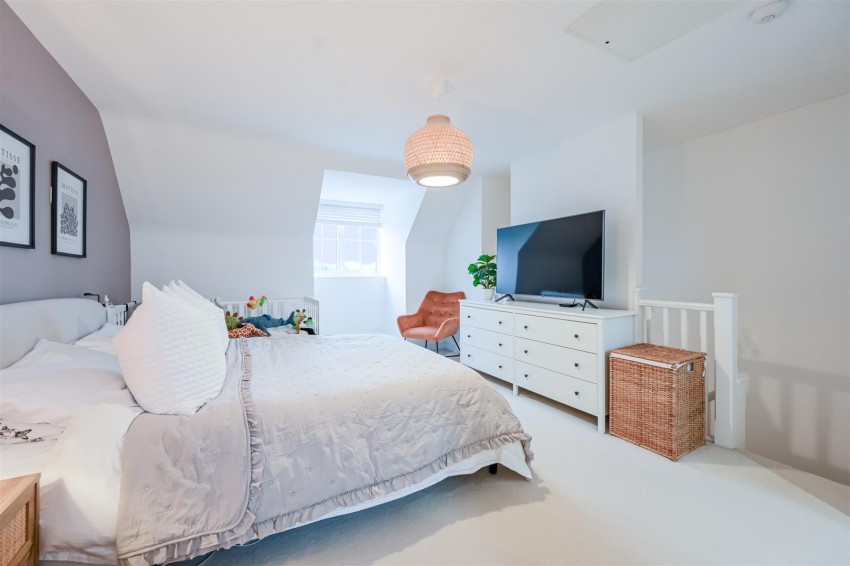 Images for Stirling Road, Midway