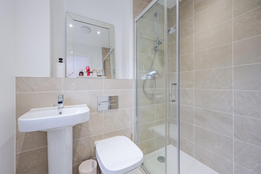 Images for Stirling Road, Midway