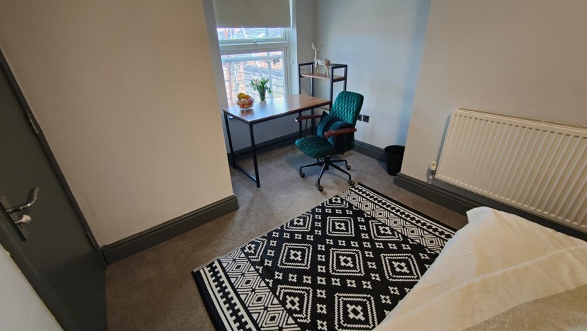 Images for Room 5, 427 Smithdown Road, Wavertree