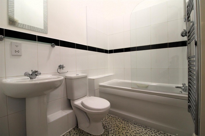 Images for Salisbury Close, Crewe