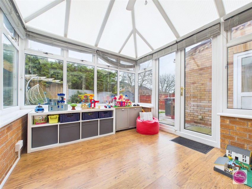 Images for Avon Way, Burton-On-Trent