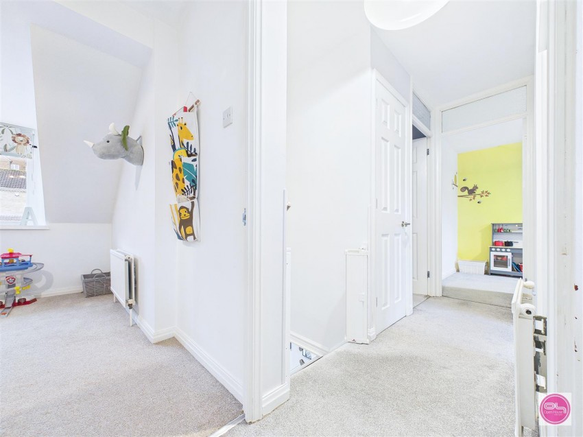 Images for Avon Way, Burton-On-Trent