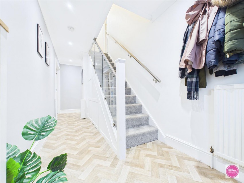 Images for Avon Way, Burton-On-Trent