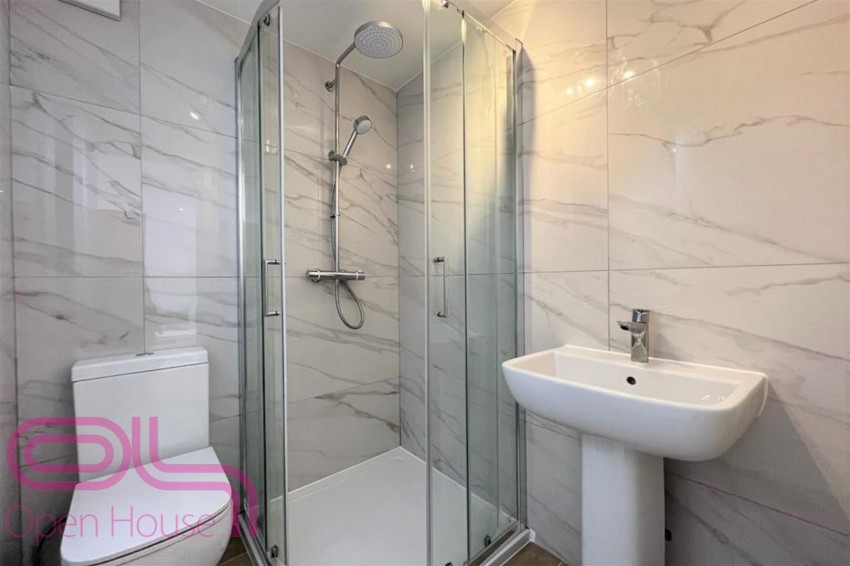 Images for Queens Gardens, Hounslow