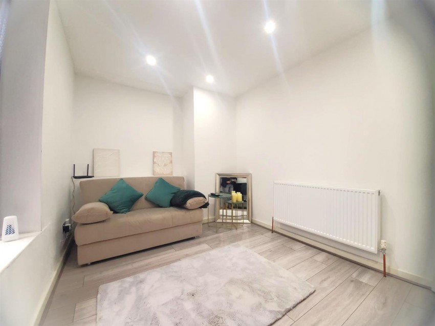 Images for Penistone Road, Kirkburton, Huddersfield, HD8