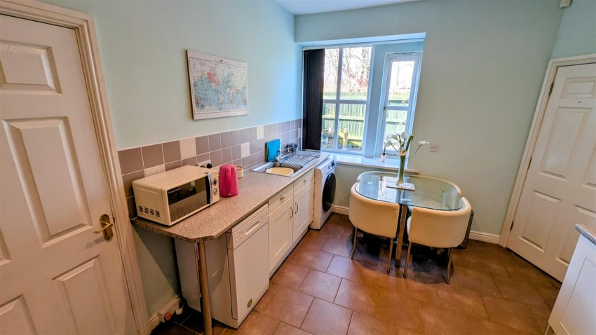 Images for Coach House, Station Road, Steeton