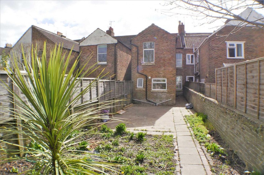 Images for Room 2 Queen Street, Worthing