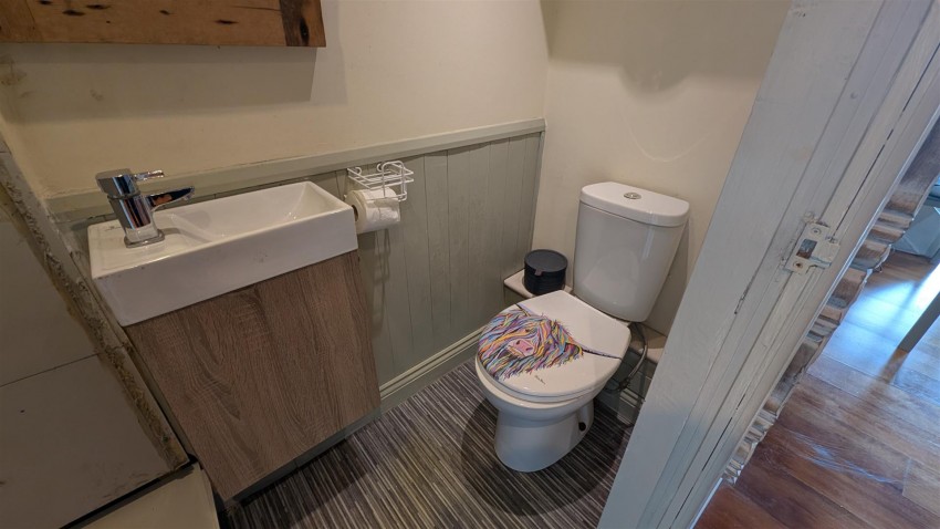 Images for Stone Top Cottage Annexe, Gill Lane, Apperley Bridge, Bradford