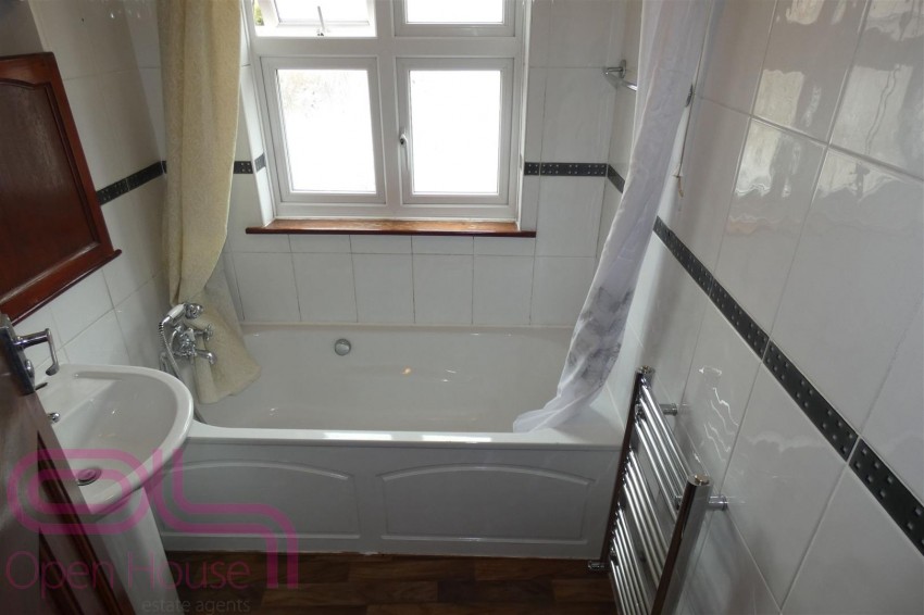 Images for Heathdale Avenue, Hounslow