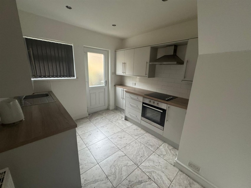 Images for Wardle Crescent, Keighley