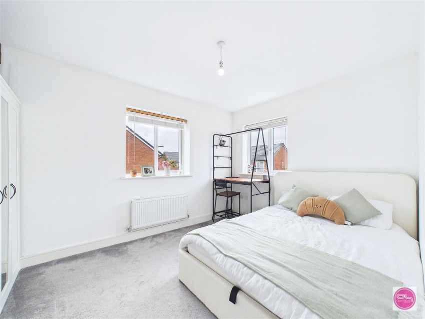 Images for Magpie Close, Burton-On-Trent