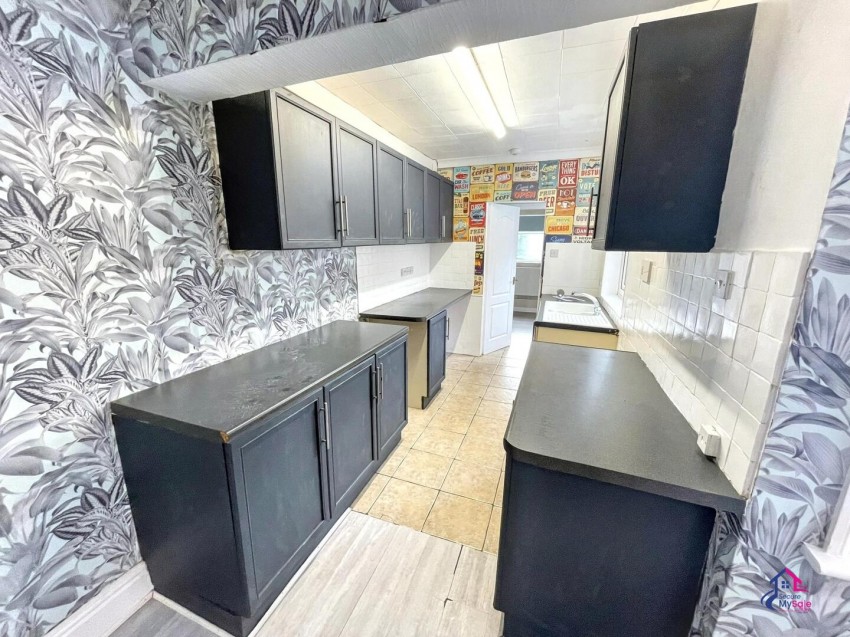 Images for Bridge End Road, Grantham