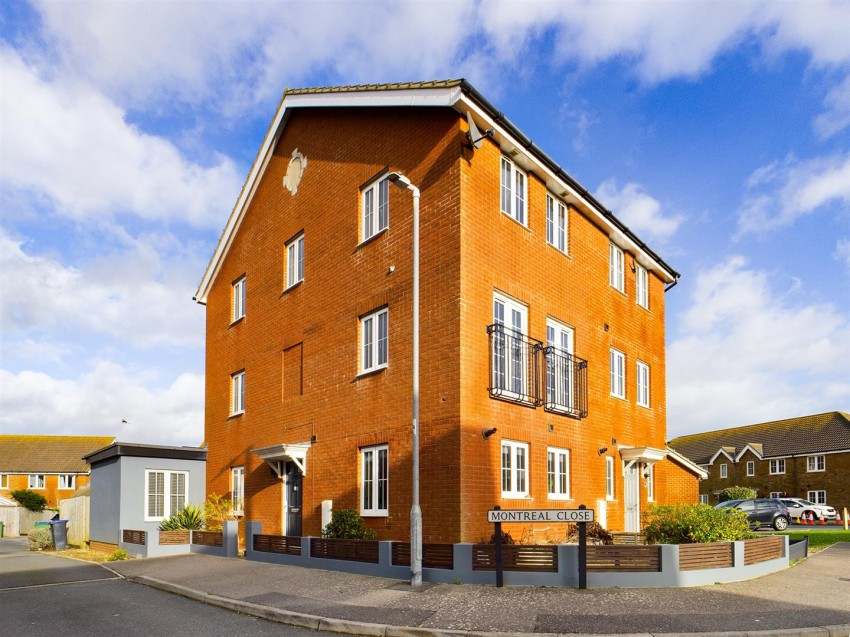 Images for Montreal Close Peacehaven