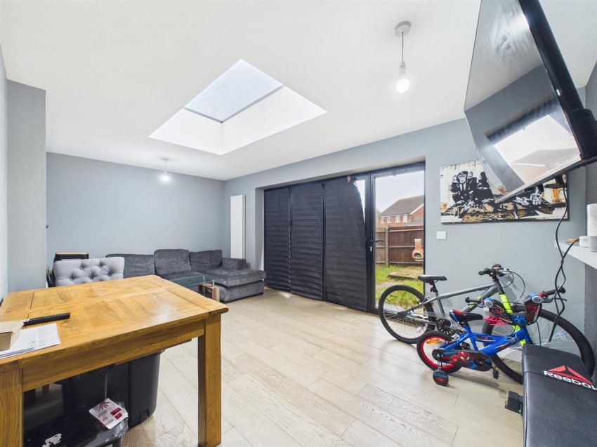 Images for Montreal Close Peacehaven