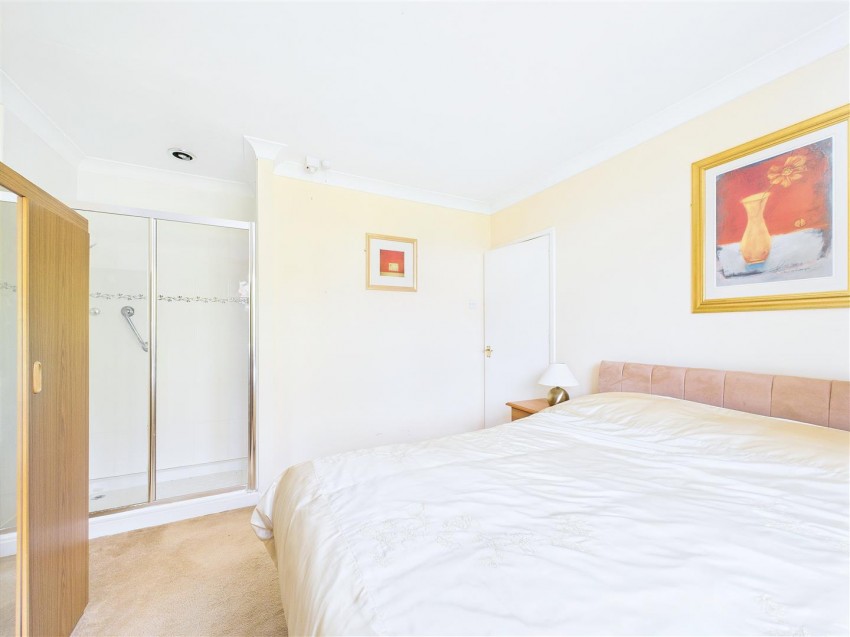 Images for York Close, Midway