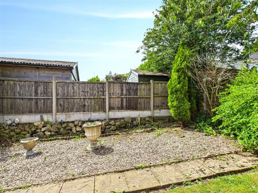 Images for York Close, Midway