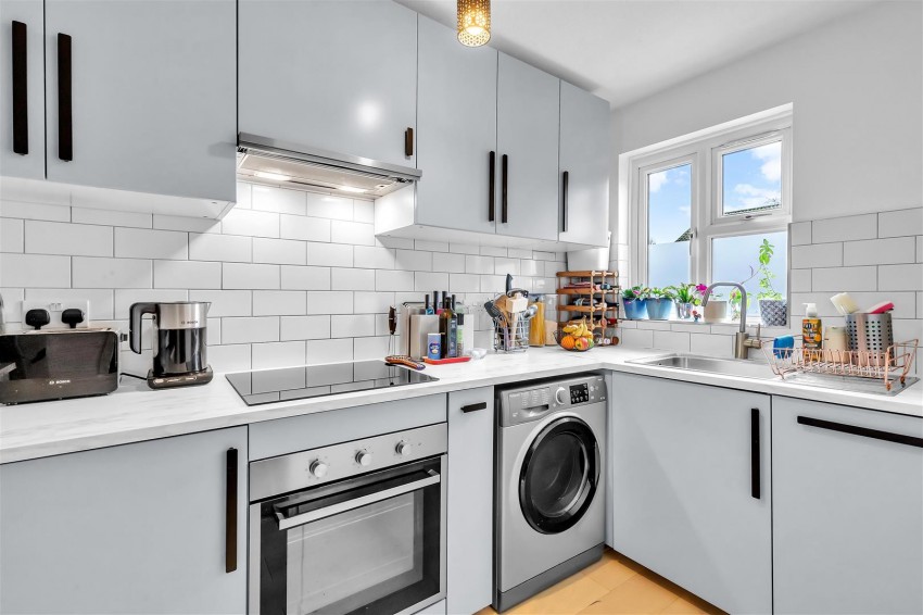 Images for Kingslea, Horsham