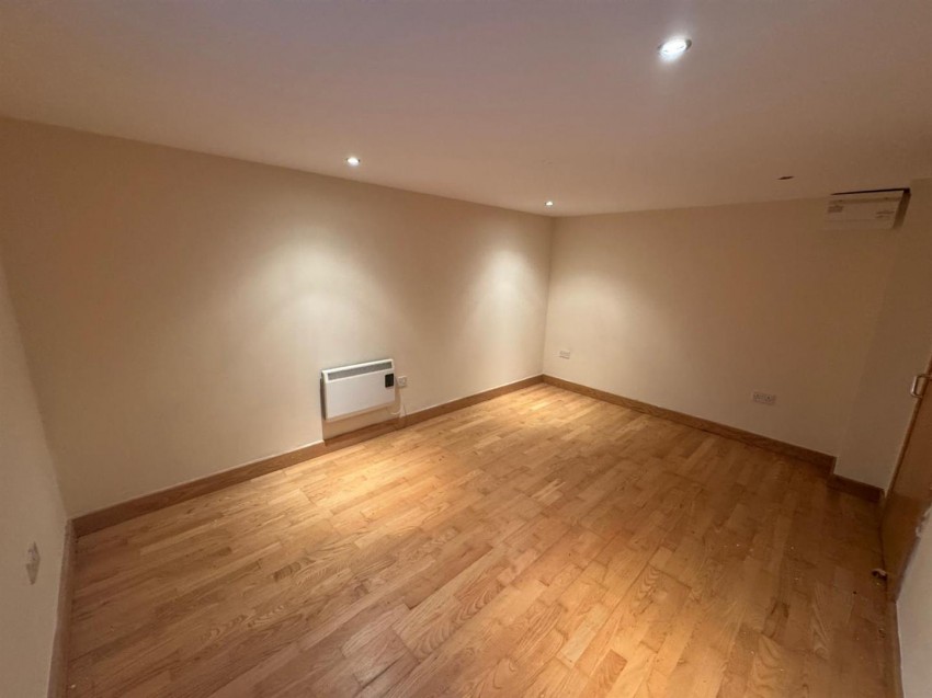 Images for Broadgate House, Bradford