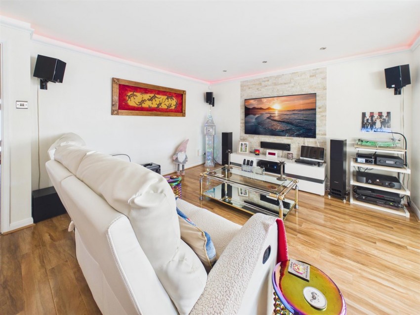 Images for Phyllis Avenue