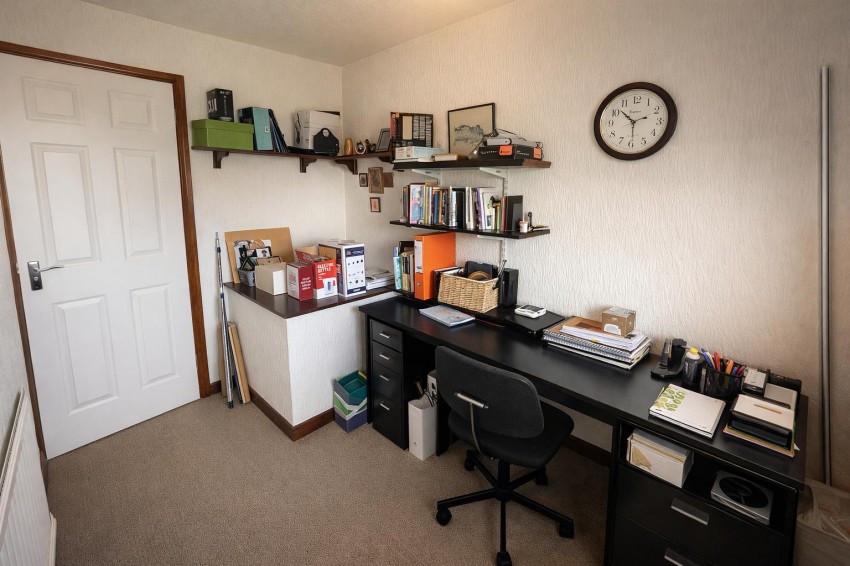 Images for Cotswold Avenue, Shipley