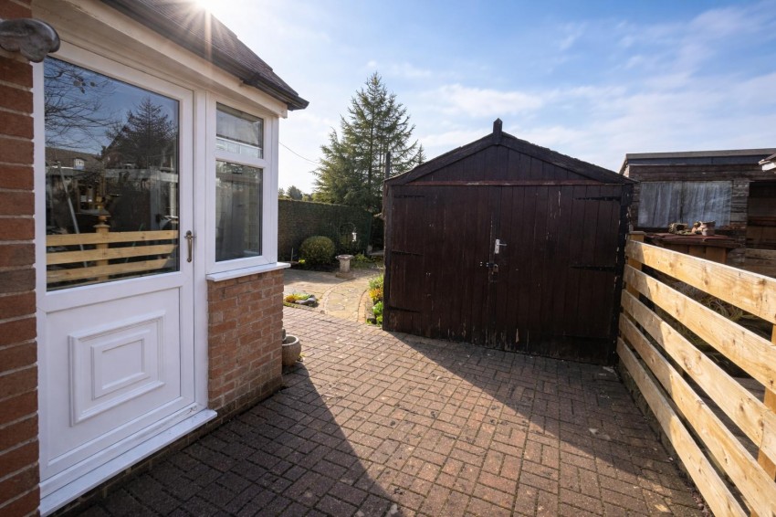 Images for Cotswold Avenue, Shipley