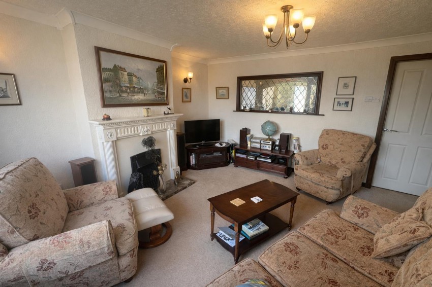 Images for Cotswold Avenue, Shipley