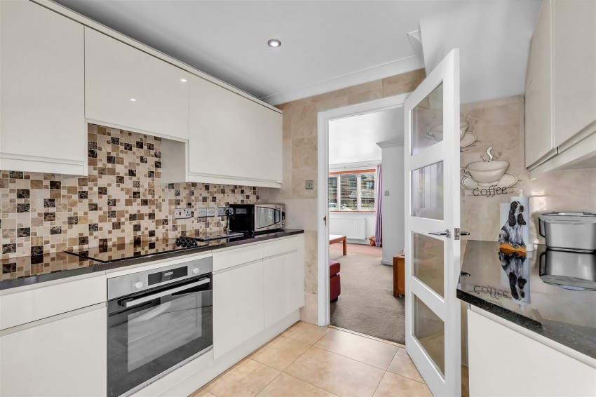 Images for Bailey Close, Horsham
