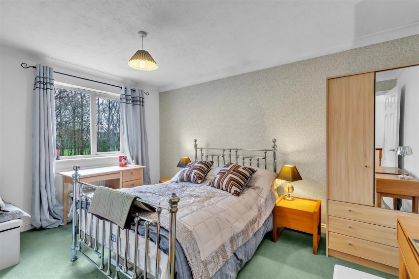 Images for Bailey Close, Horsham