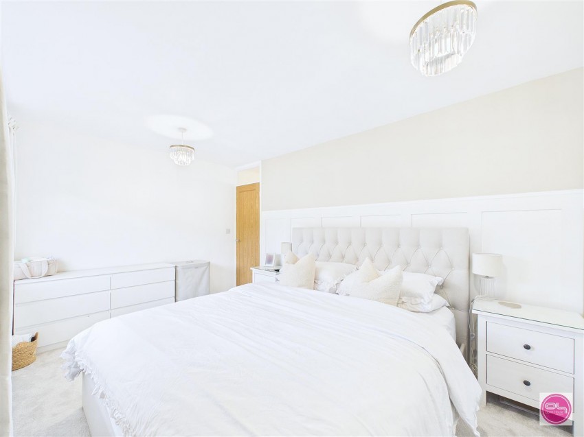 Images for Hawthorn Crescent, Burton-On-Trent