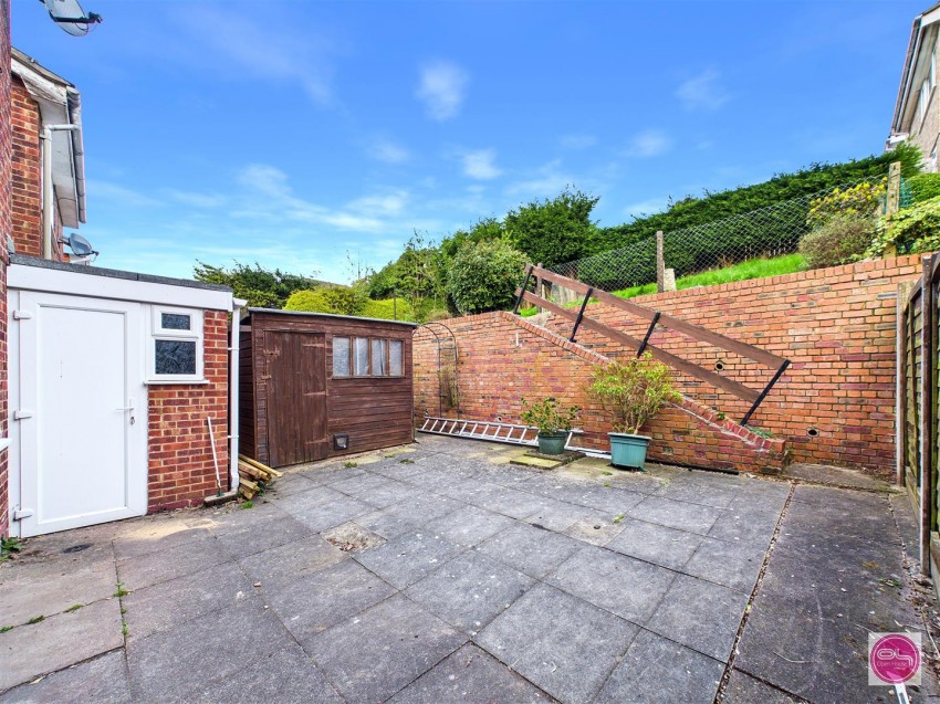 Images for Hawthorn Crescent, Burton-On-Trent