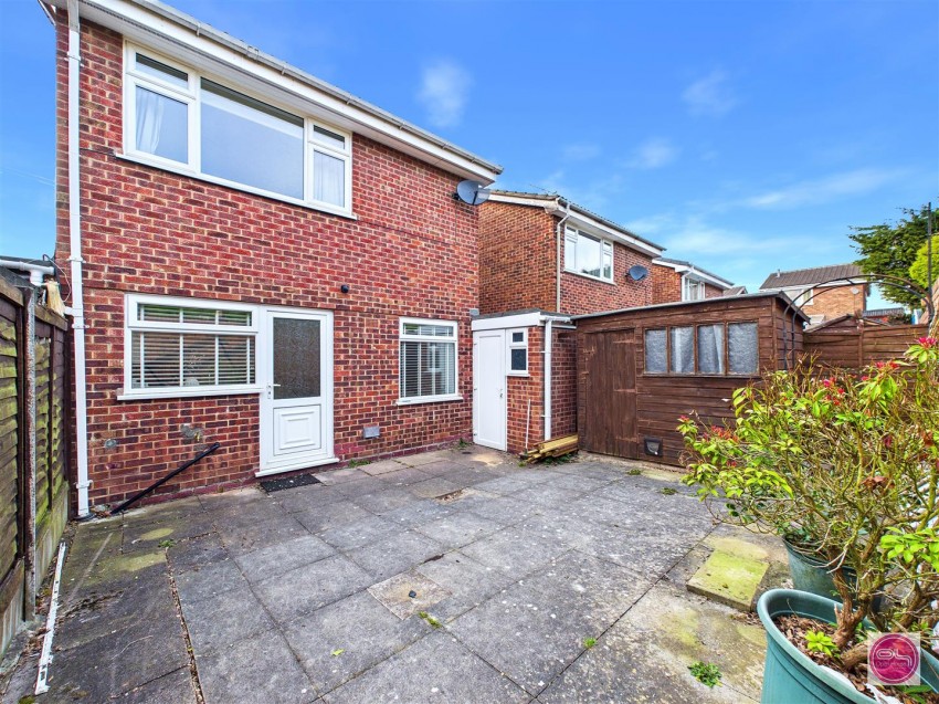 Images for Hawthorn Crescent, Burton-On-Trent